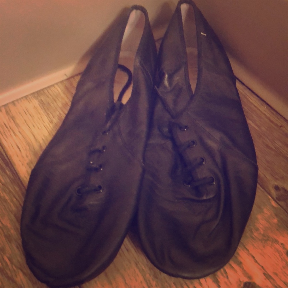 Bloch jazz shoes
